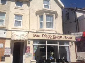 San Diego Guest House - near Pleasure Beach
